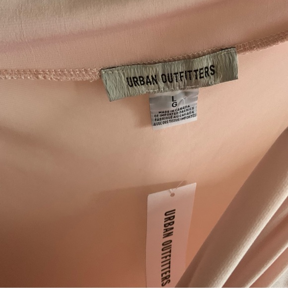 Pink Ruched Off-Shoulder Top - Picture 3 of 4